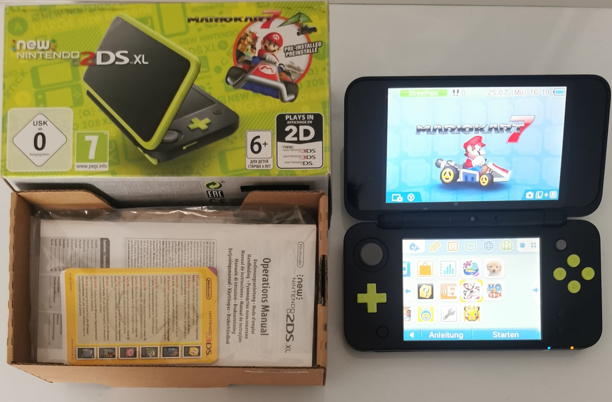 New Nintendo 2DS XL Schwarz Apfelgruen inkl Mario Kart 7 (Nintendo 3DS) [Wie Neu]