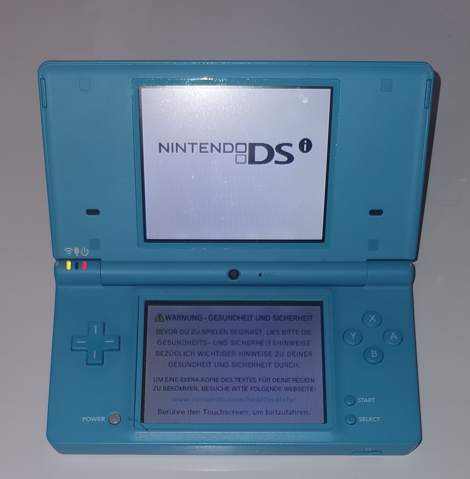 Nintendo DSi Konsole hellblau [Akzeptabel]