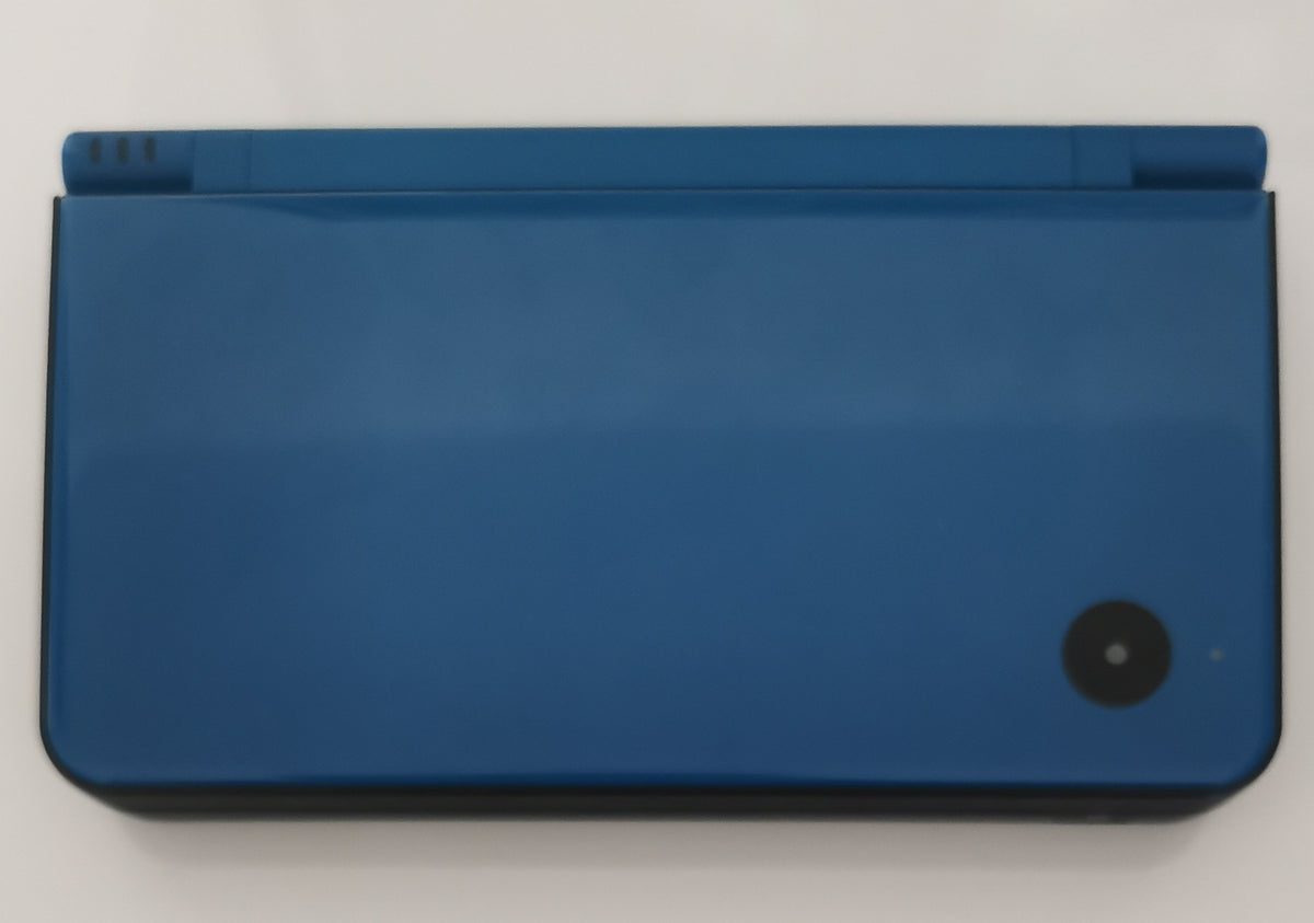 Nintendo Dsi XL blau amp 10 Zufallsspiele inkl Ladekabel und Stift [Gut]