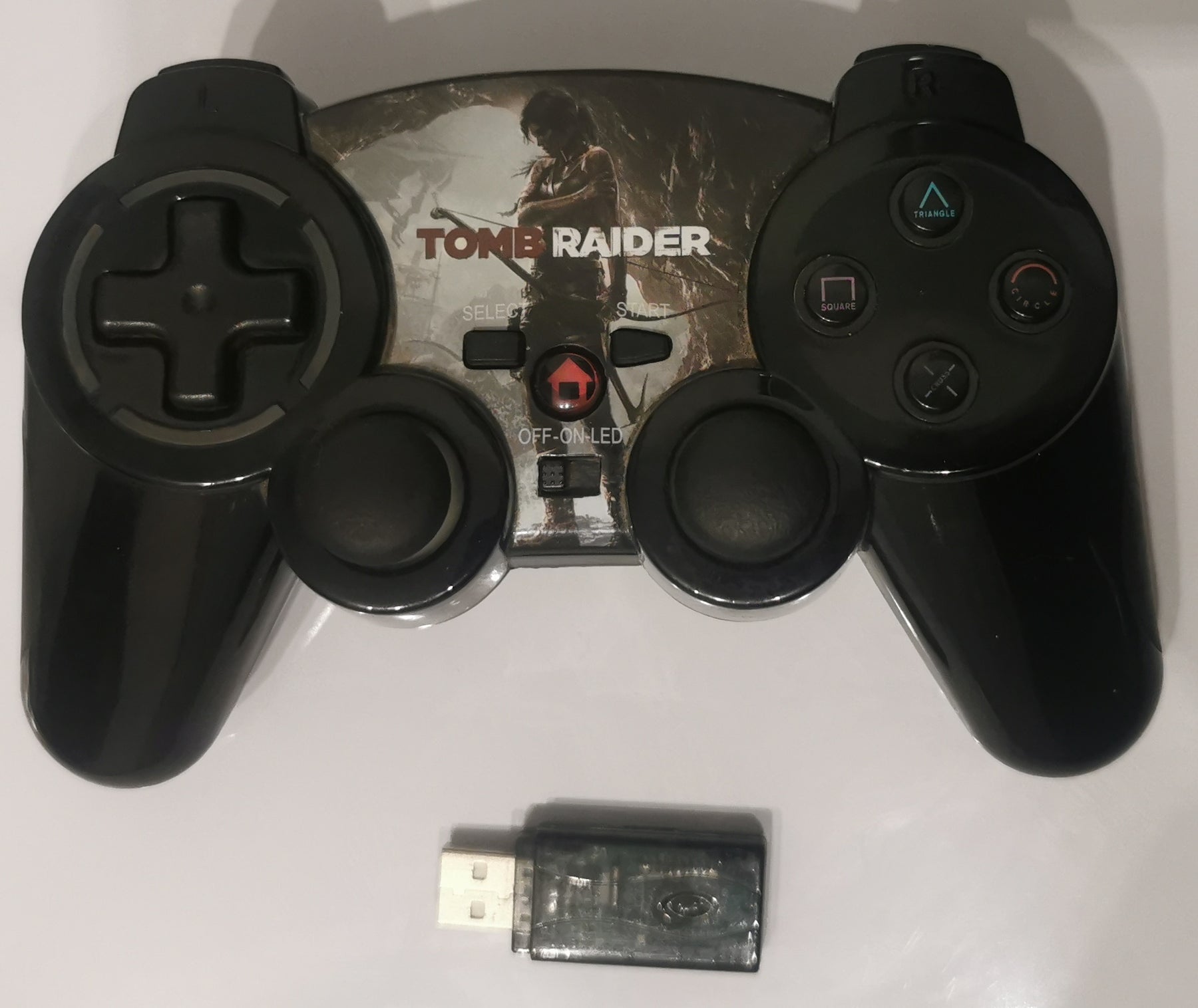 Playstation 3 PS3 RF Wireless Controller Tomb Raider [Gut]