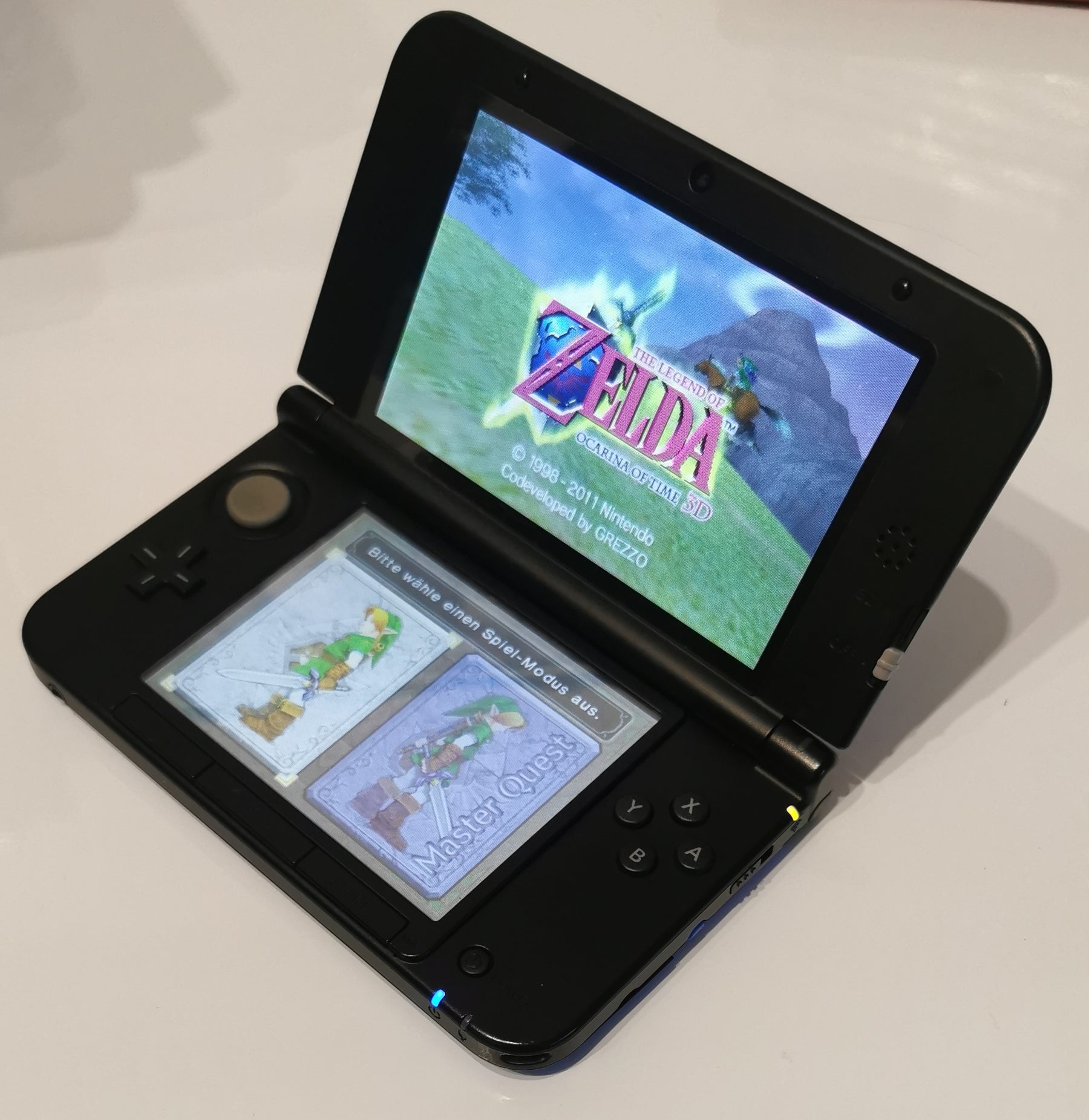 Nintendo 3DS XL Konsole rotschwarz [Gut]